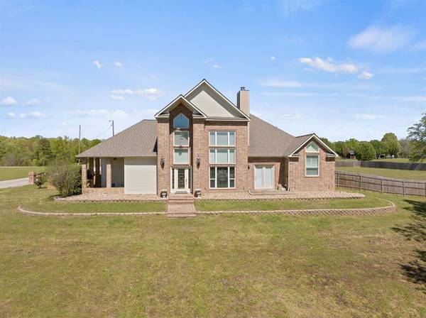 120 County Road 2330, Mount Pleasant, TX 75455