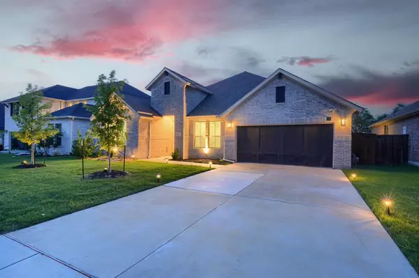 Prosper, TX 75078,3417 Cimarron River Drive