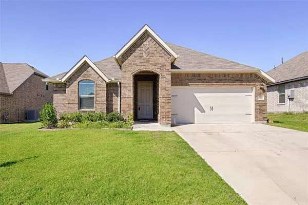 2421 Trickling Creek Drive, Garland, TX 75041