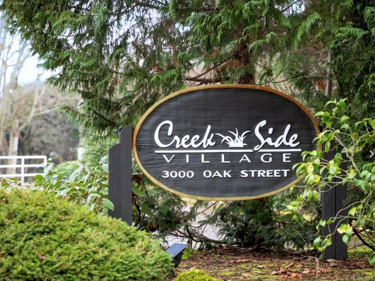 Chemainus, BC V0R 1K1,3000 Oak St #203B