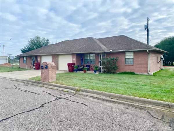 Bonham, TX 75418,2500 Beverly Lane