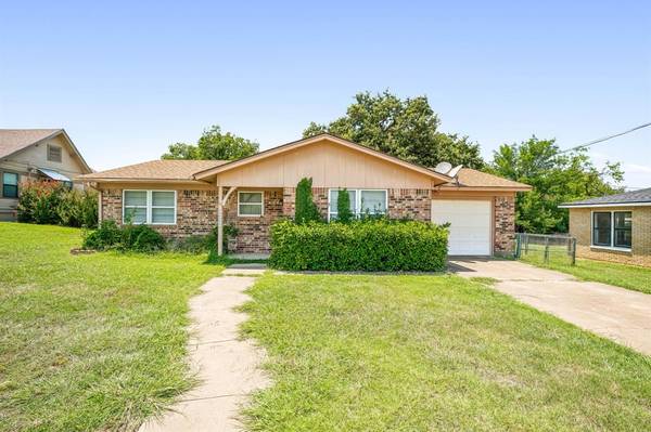 505 S Mulberry Street, Eastland, TX 76448