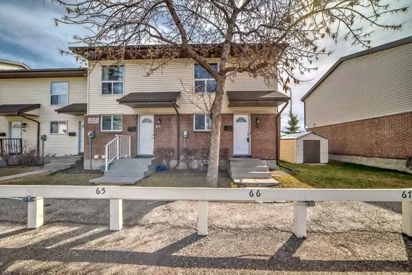 Calgary, AB T1Y 5E3,32 WHITNEL CT NE #67