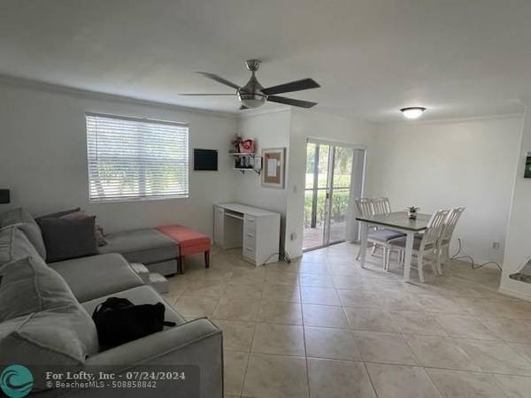 Pompano Beach, FL 33069,1259 SW 46th Ave  #1915