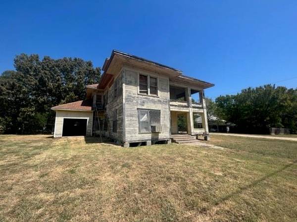 151 E Cooper Avenue,  Cooper,  TX 75432