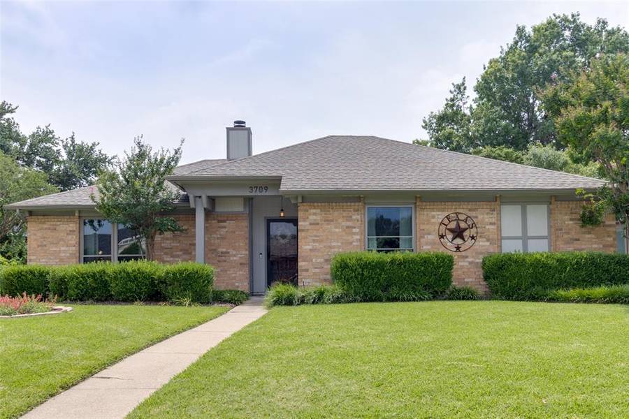 3709 University Drive, Rowlett, TX 75088