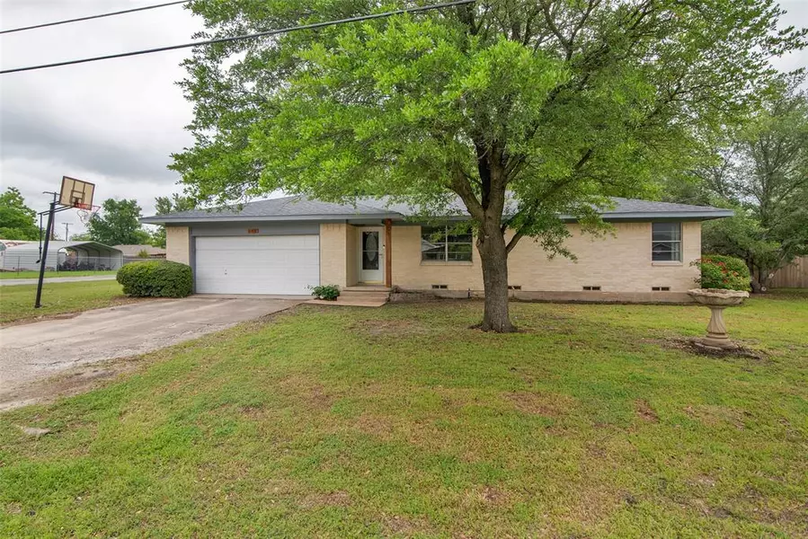 801 Ricketts Street, Howe, TX 75459