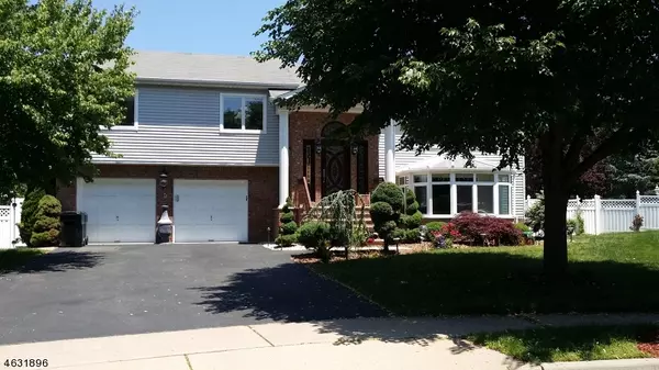 5 Fielding Ter, Paramus Boro, NJ 07652