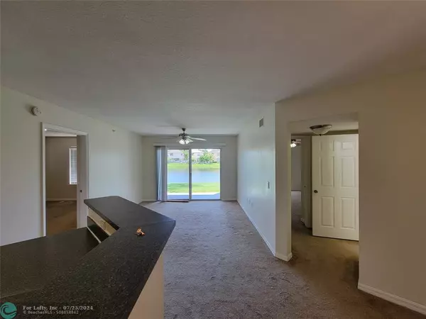 4180 San Marino Blvd  #106, West Palm Beach, FL 33409