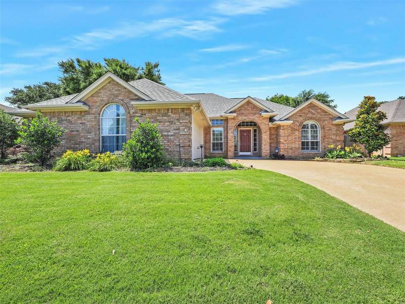 7832 Old Hickory Drive, North Richland Hills, TX 76182