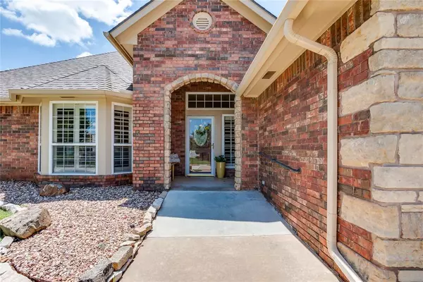 2720 NW 153rd Street, Edmond, OK 73013