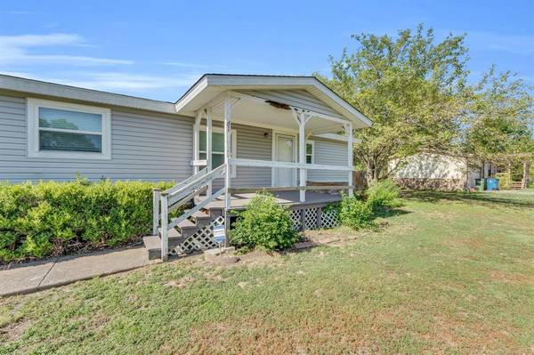 361 Randy Road,  Roanoke,  TX 76262