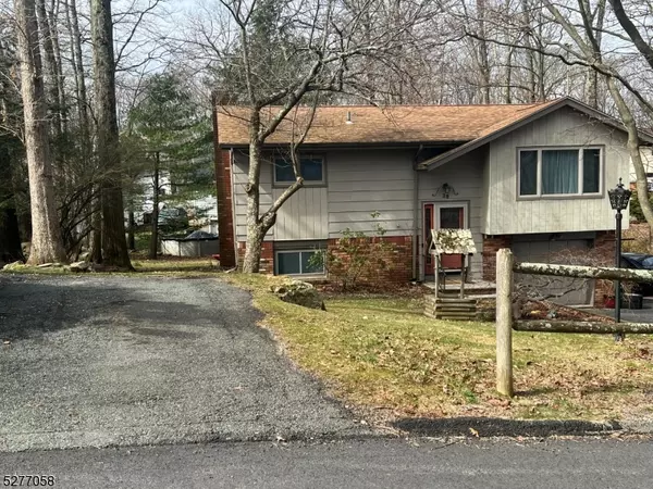 Hopatcong Boro, NJ 07843,28 Temple Trl