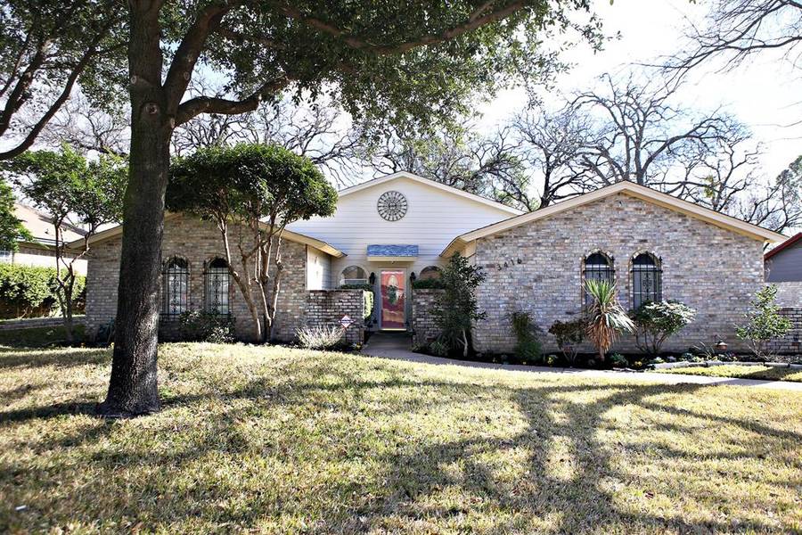 3416 Spring Valley Drive, Bedford, TX 76021