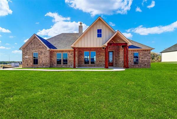 390 Olde Towne Road, Paradise, TX 76073