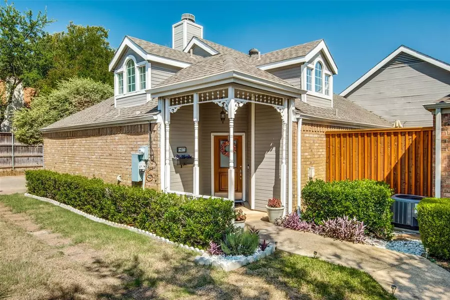 18075 Whispering Gables Lane, Dallas, TX 75287