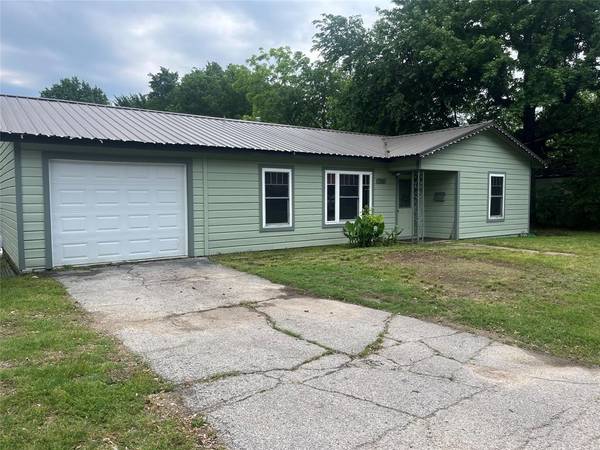 731 SW 8th Street,  Cooper,  TX 75432