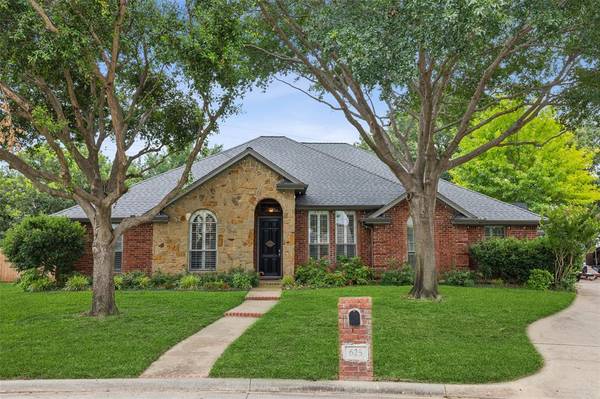 625 Palo Duro Drive,  Hurst,  TX 76054