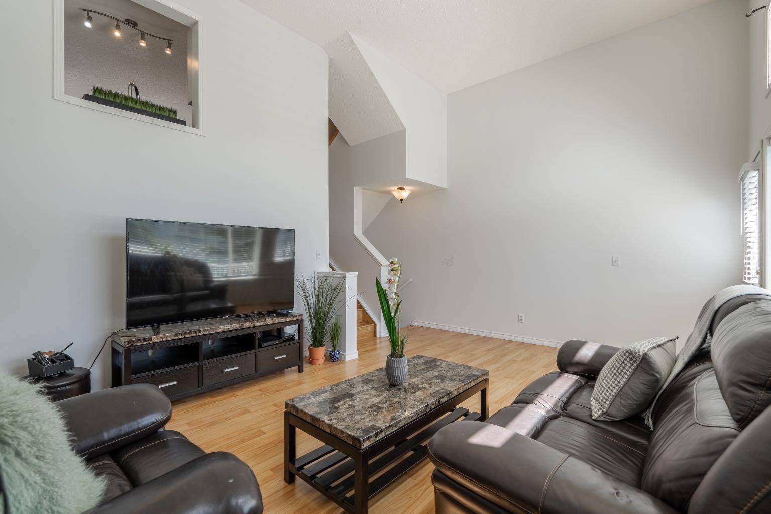 Calgary, AB T3G4S7,117 Rocky Ridge CT NW