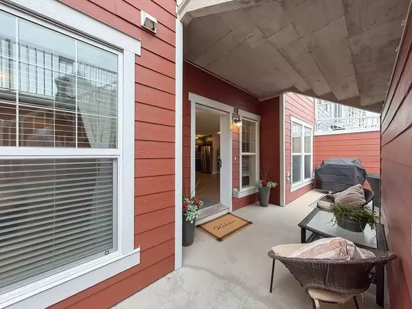 Calgary, AB T3M 2P1,402 Cranford Mews SE