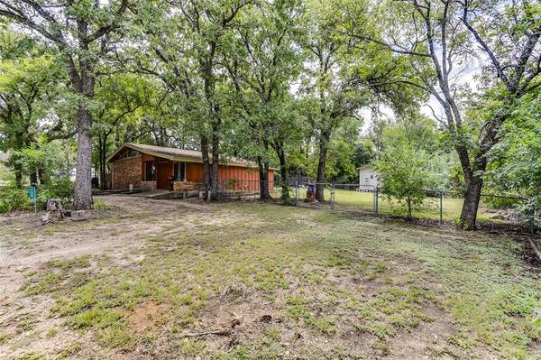 Whitney, TX 76692,108 5th Street