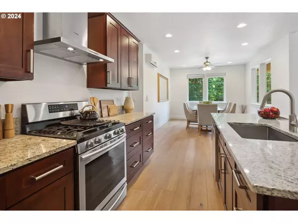 30901 NE 41ST CIR Camas, WA 98607