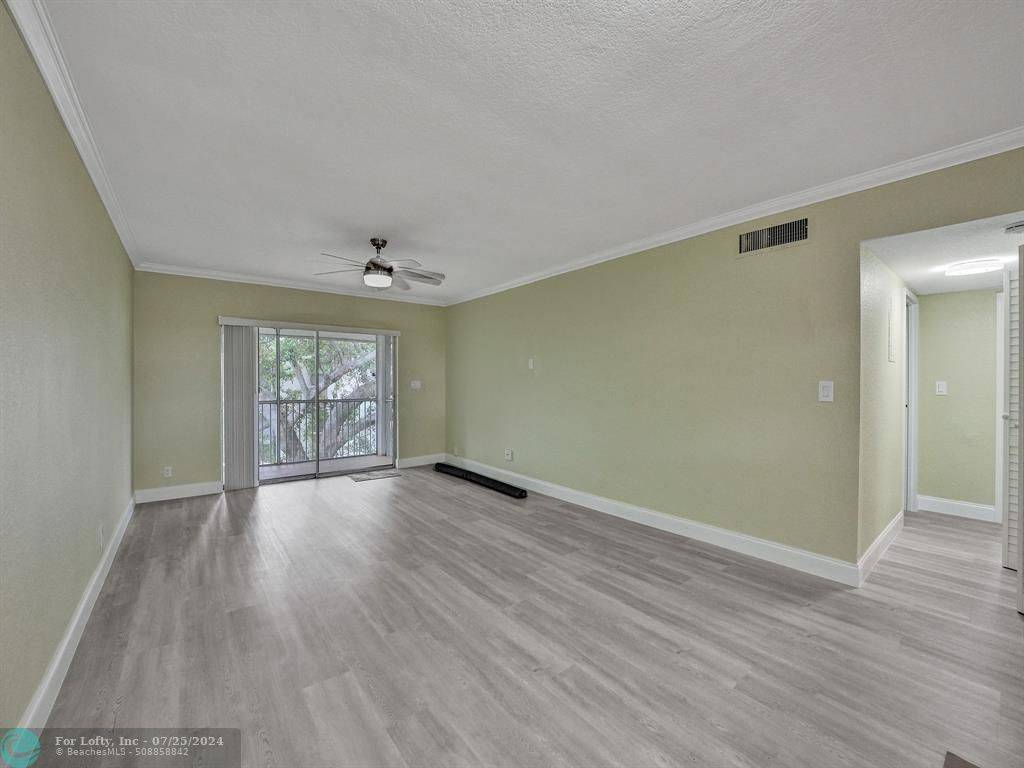 Coral Springs, FL 33065,2980 Riverside Dr  #333