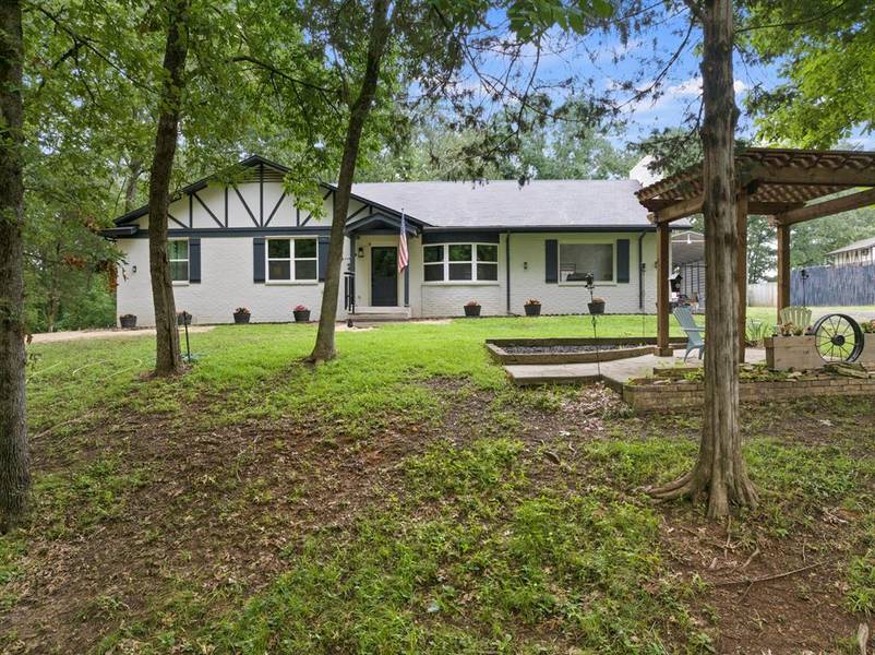 904 CR 4218, Mount Pleasant, TX 75455