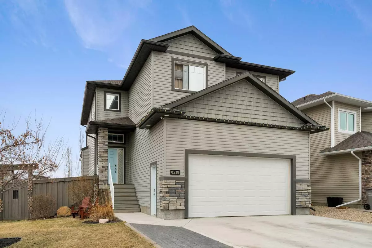 Grande Prairie, AB T8X 0M4,8538 70A AVE