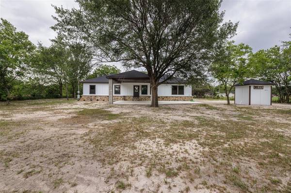 9871 Spur 264, Quinlan, TX 75474