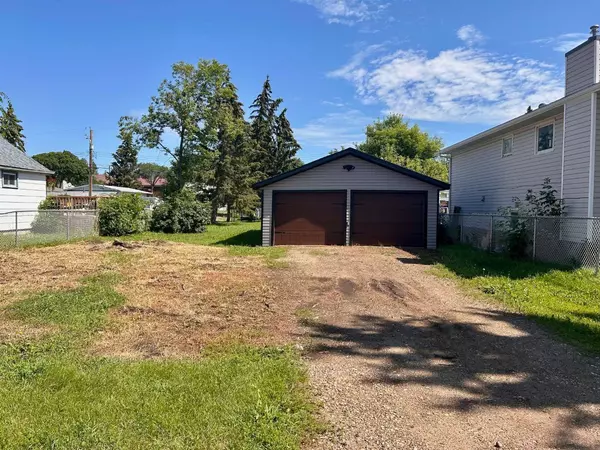 Wainwright, AB T9W 1H4,1030 7 Avenue