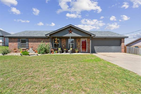 5108 Terlingua Drive,  Granbury,  TX 76048