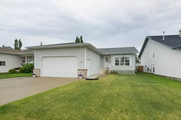 Red Deer, AB T4R2N9,19 Logan Close