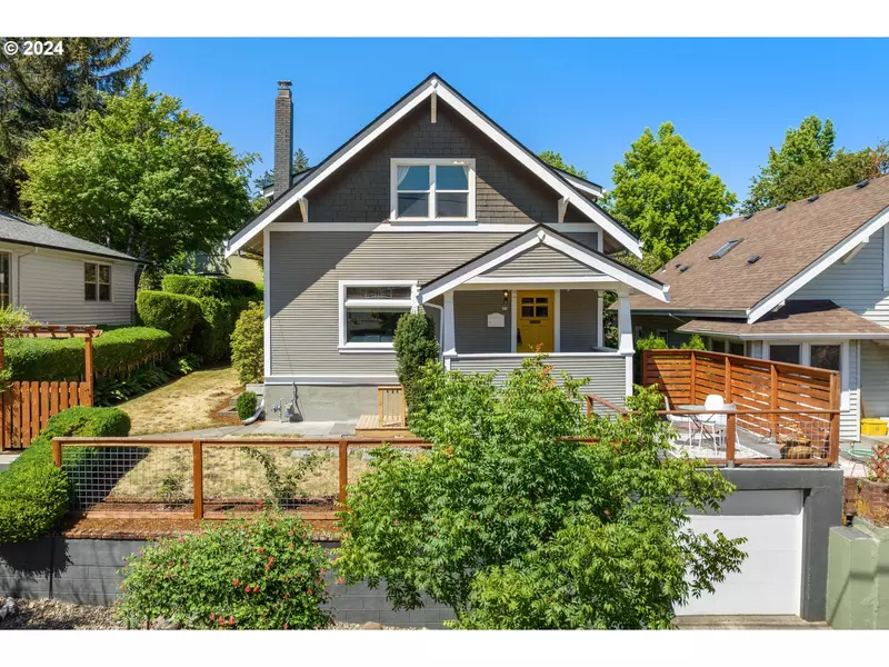 33 SE 71ST AVE, Portland, OR 97215