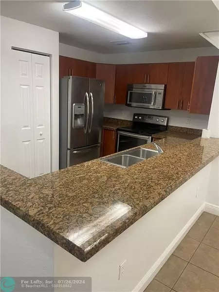 3727 NE 4th Ter  #3727, Deerfield Beach, FL 33064