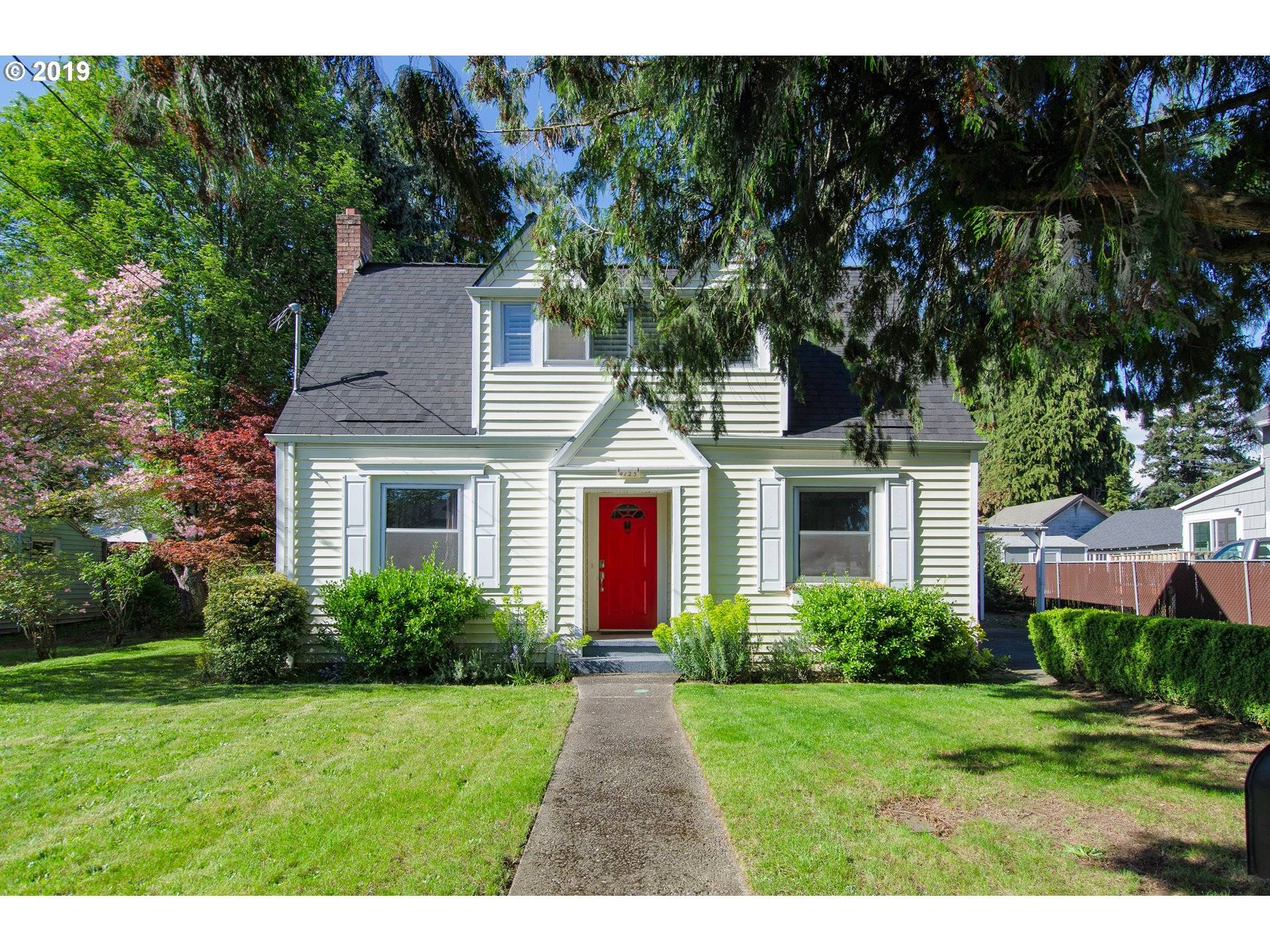 4125 SE LLEWELLYN ST, Milwaukie, OR 97222