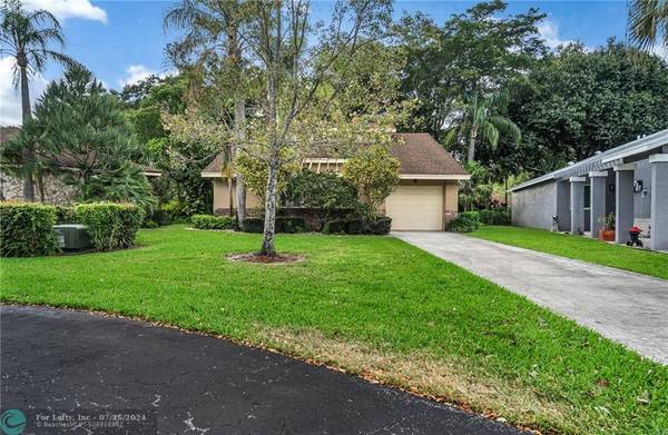 2441 Ginger Ave,  Coconut Creek,  FL 33063