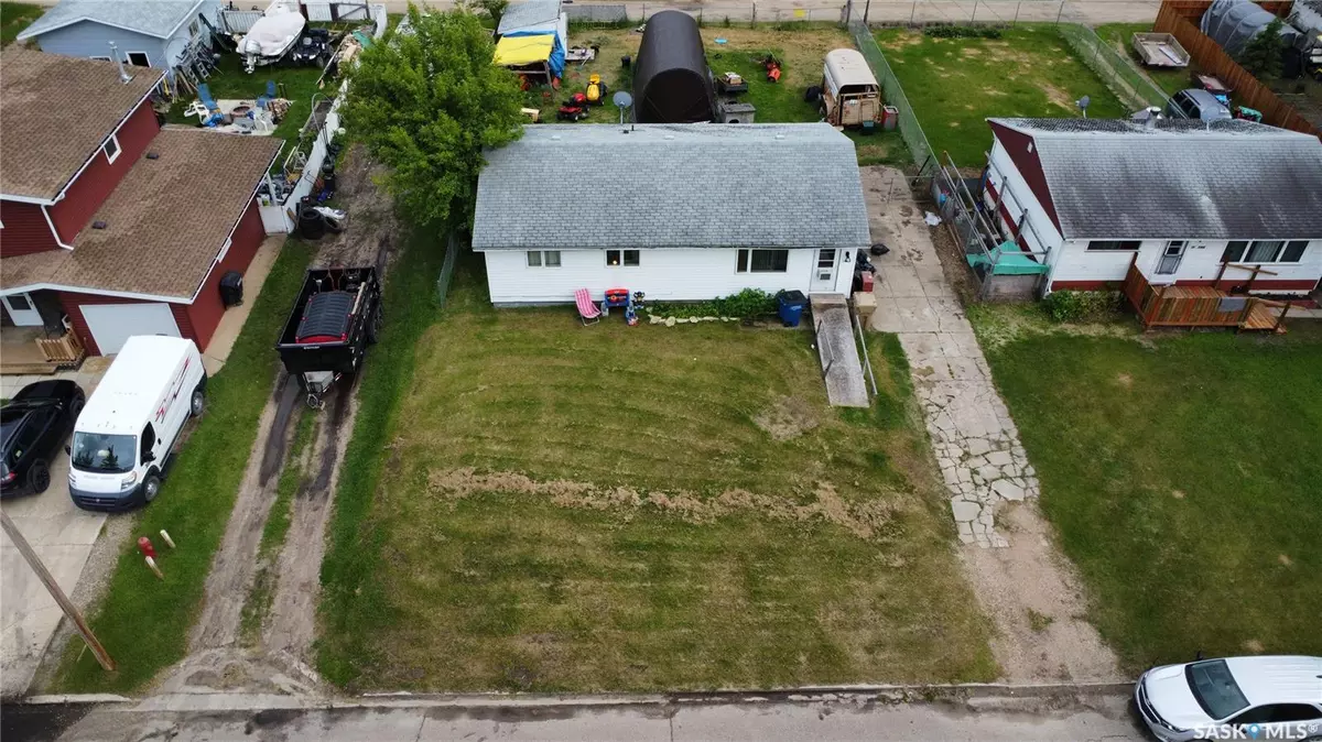 Shellbrook, SK S0T 2E0,313 3rd AVENUE E