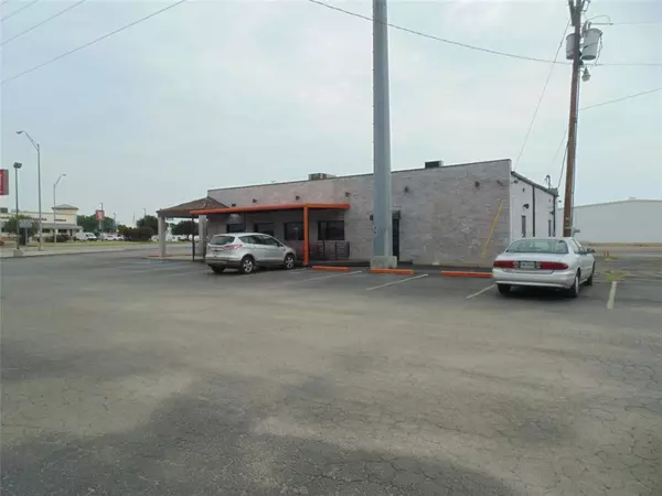 Brownwood, TX 76801,919 N Fisk Avenue