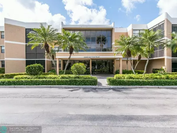 16400 Golf Club Rd  #301, Weston, FL 33326