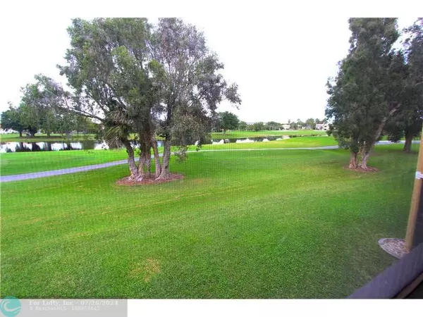 Weston, FL 33326,16175 Golf Club Rd  #201