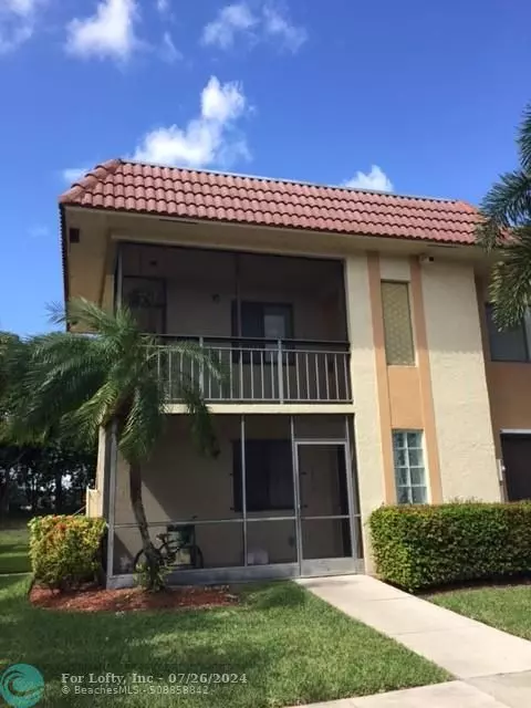 Weston, FL 33326,321 Lakeview Dr  #201