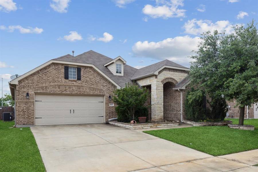 11612 Mesa Crossing Drive, Fort Worth, TX 76052