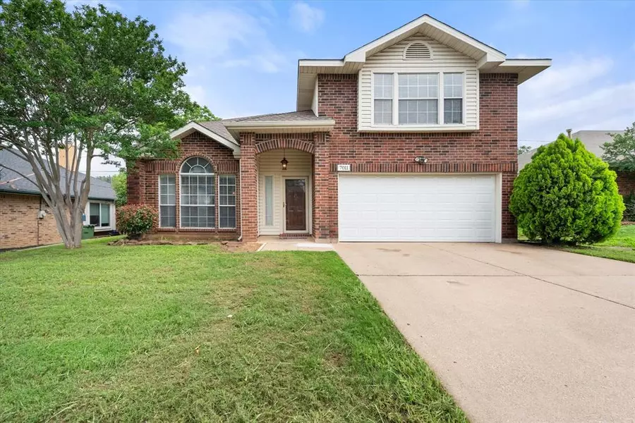 7011 Hawaii Lane, Arlington, TX 76016