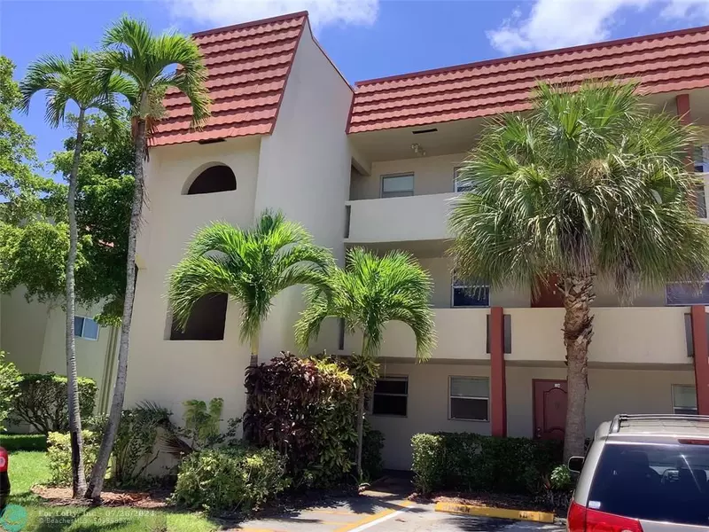 2701 E Sunrise Lakes Dr  #101, Fort Lauderdale, FL 33322