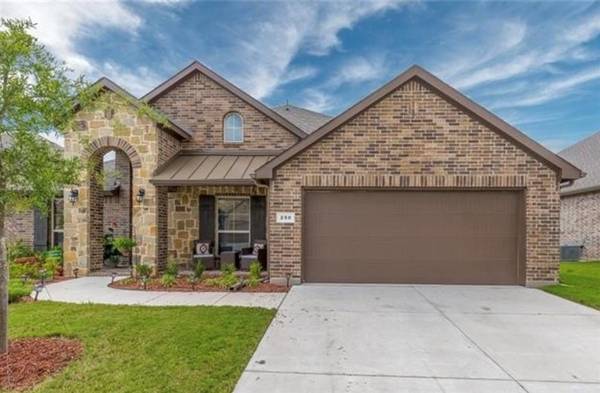 250 Ashlawn Drive, Midlothian, TX 76065