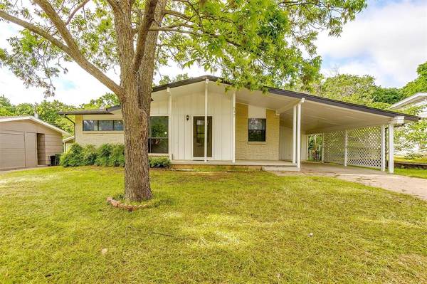 617 Elm Street, Hurst, TX 76053