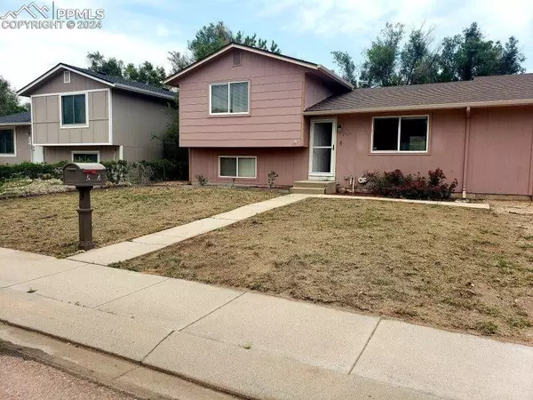 Colorado Springs, CO 80916,2595 Barkman DR