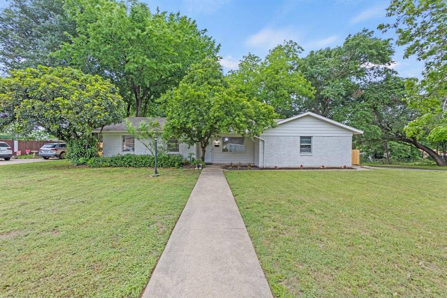 2000 Cheryl Lane, Arlington, TX 76013