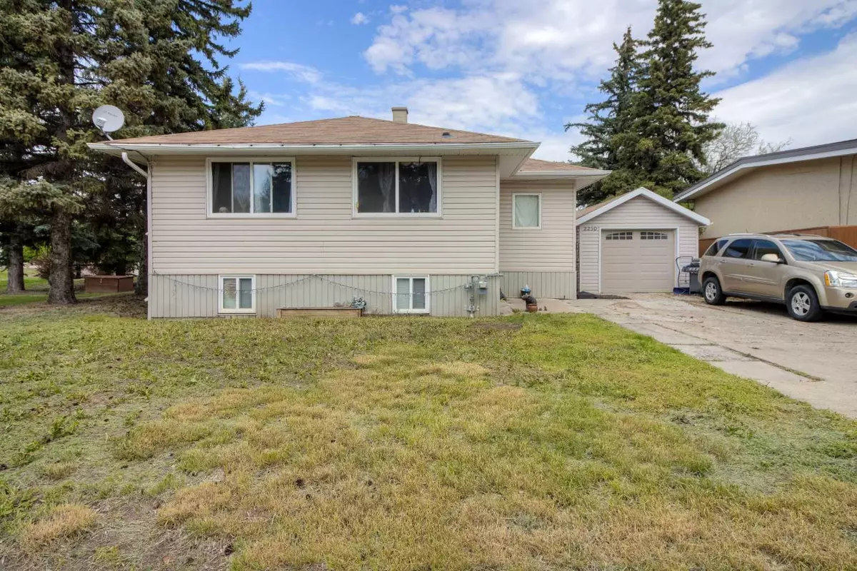 Coaldale, AB T1M1J2,2250 21 AVE